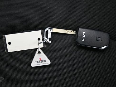 Used 2023 Kia Forte GT-Line image 3