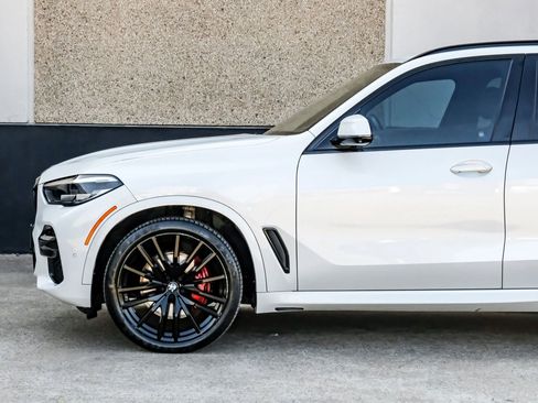 Used 2022 BMW X5 sDrive40i w/ M Sport Package image 9