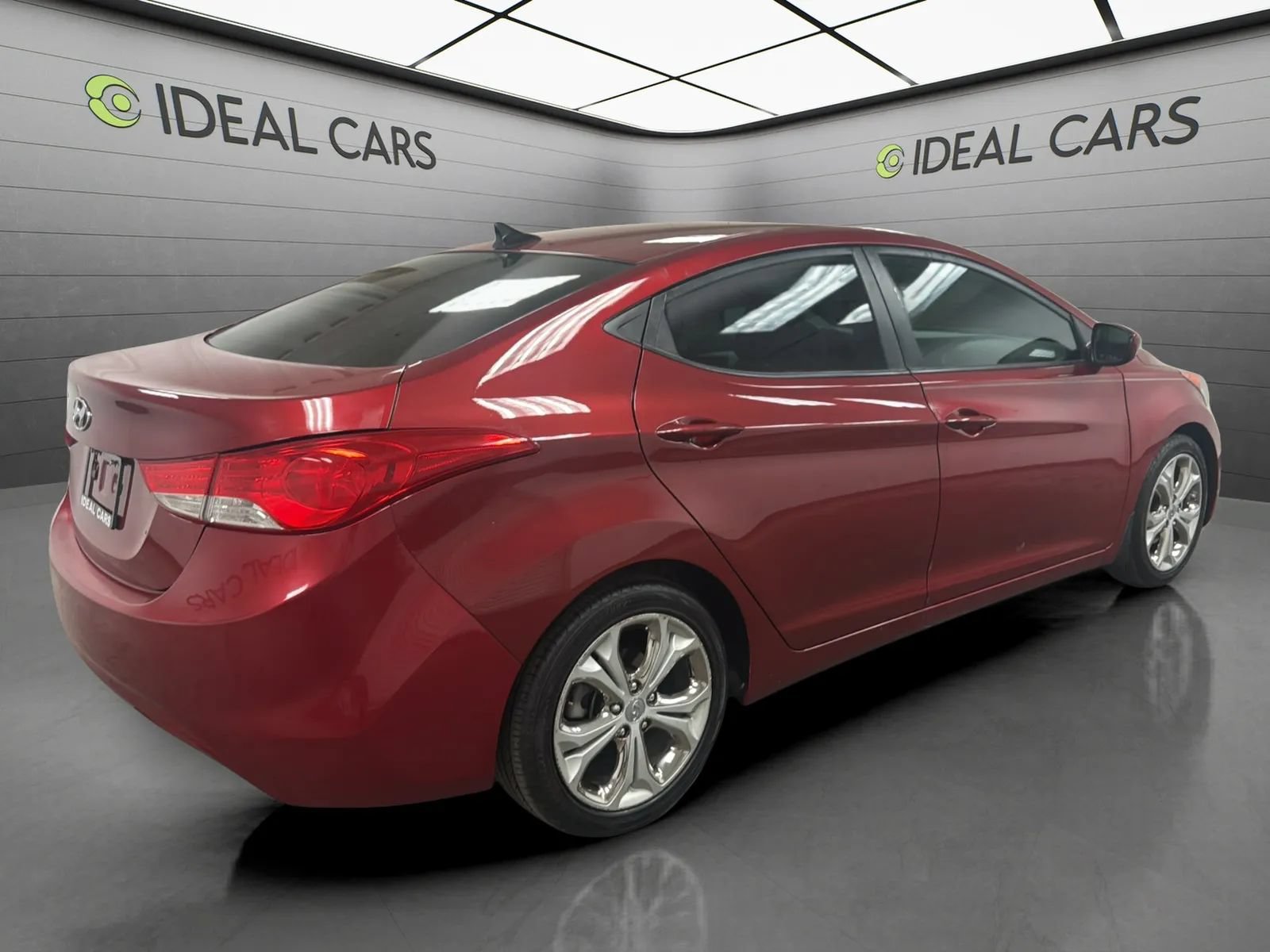 Used 2013 Hyundai Elantra GLS w/ Preferred Pkg FWD image 5