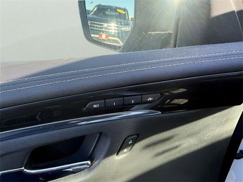 Used 2019 Chevrolet Impala Premier w/ Premier Confidence Package image 18