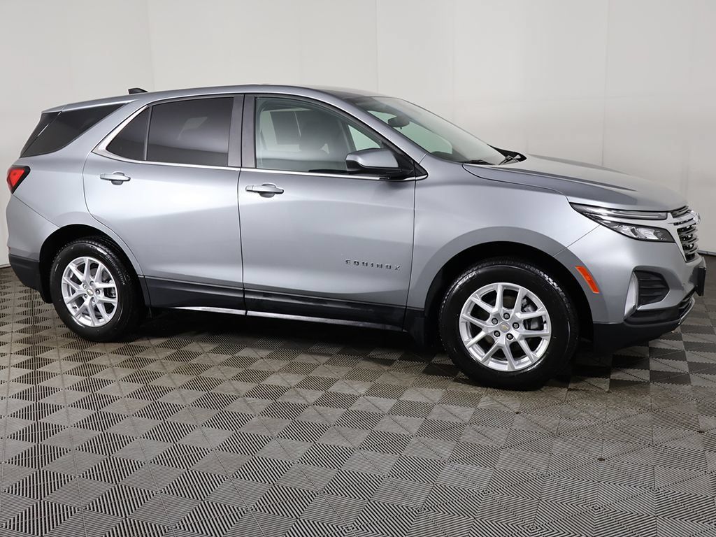 Used 2024 Chevrolet Equinox LT w/ LPO, Floor Liner Package AWD/4WD image 18