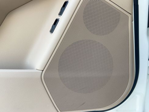 Used 2019 Mercedes-Benz GLS 550 4MATIC w/ Driver Assistance Package image 4