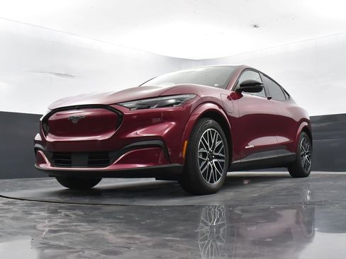 New 2025 Ford Mustang Mach-E Premium image 28