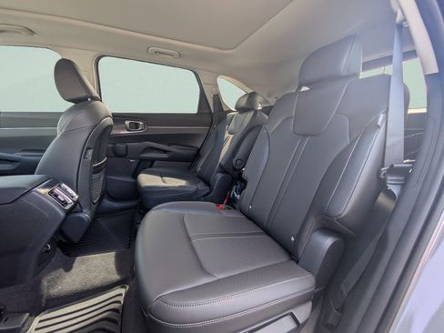 New 2026 Kia Sorento EX w/ EX Premium Package FWD image 29