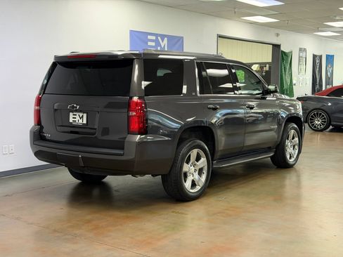 Used 2018 Chevrolet Tahoe LT w/ Luxury Package RWD image 6