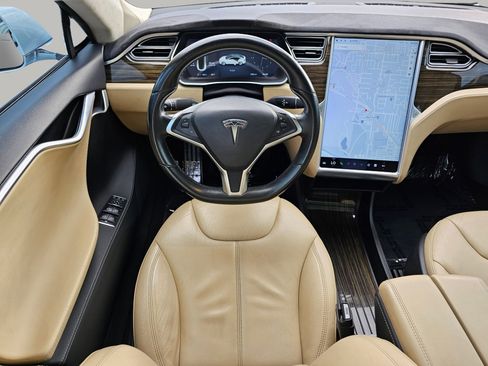 Used 2014 Tesla Model S 85 image 3