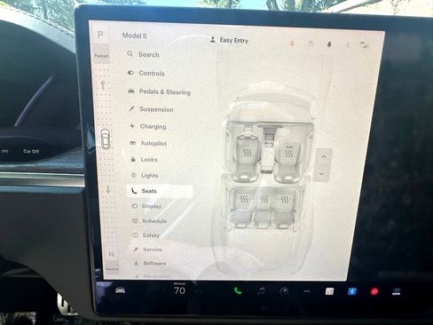 Used 2022 Tesla Model S AWD image 34