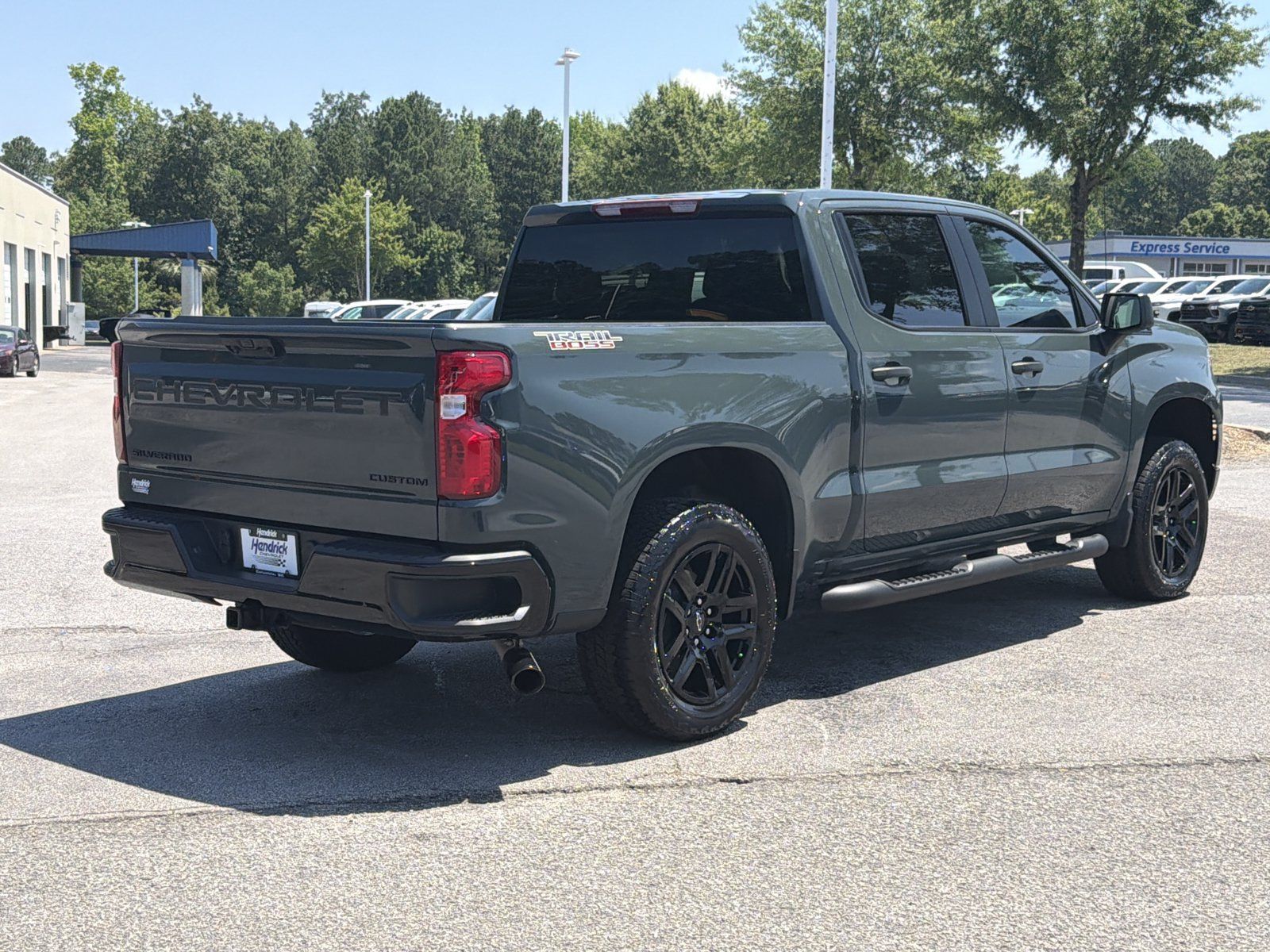 Used 2025 Chevrolet Silverado 1500 Custom Trail Boss w/ Turbomax Blackout Package AWD/4WD image 12