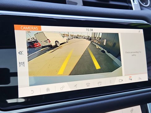 Used 2021 Land Rover Range Rover Sport HSE Silver Edition image 27