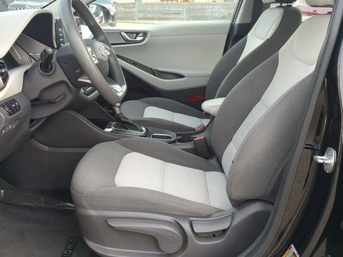 Used 2020 Hyundai Ioniq Blue image 18
