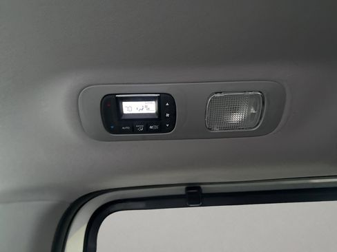 Used 2023 Honda Odyssey EX-L image 16