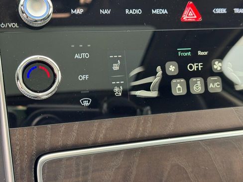 Used 2026 Genesis GV80 2.5T Advanced image 22