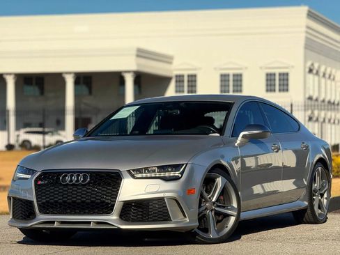 Used 2017 Audi RS 7 Prestige w/ Comfort Seating Package image 2