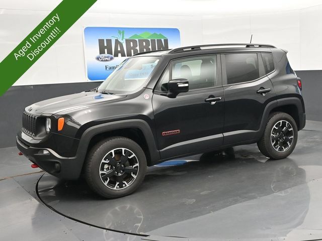 Used 2023 Jeep Renegade Trailhawk AWD/4WD image 1