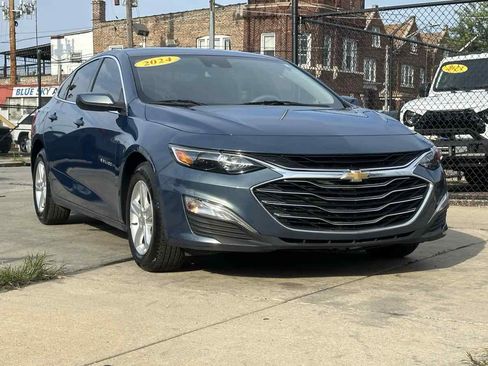 Used 2024 Chevrolet Malibu LS FWD image 3