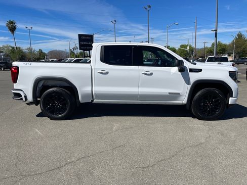 New 2026 GMC Sierra 1500 Elevation image 4