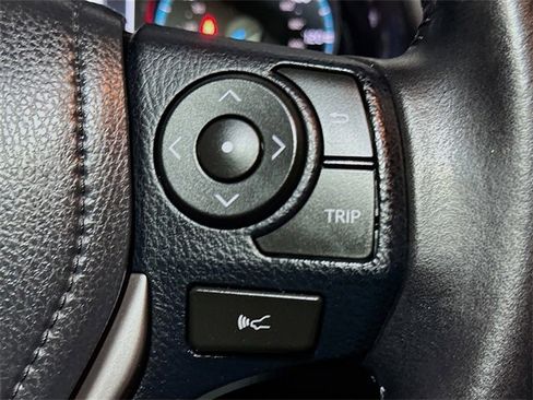 Used 2016 Toyota RAV4 Limited image 36