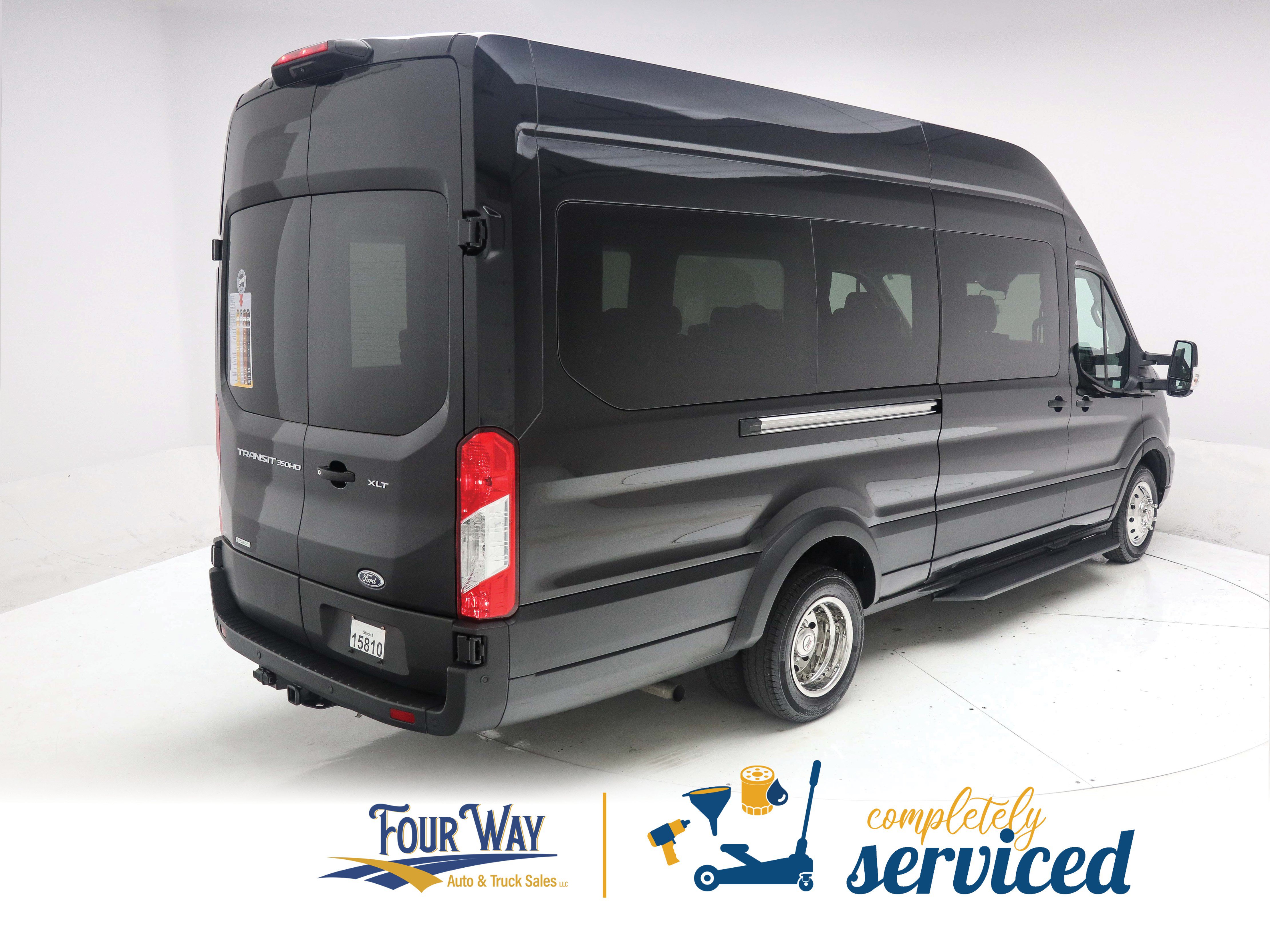 Used 2024 Ford Transit 350 XLT w/ Livery Package RWD image 4