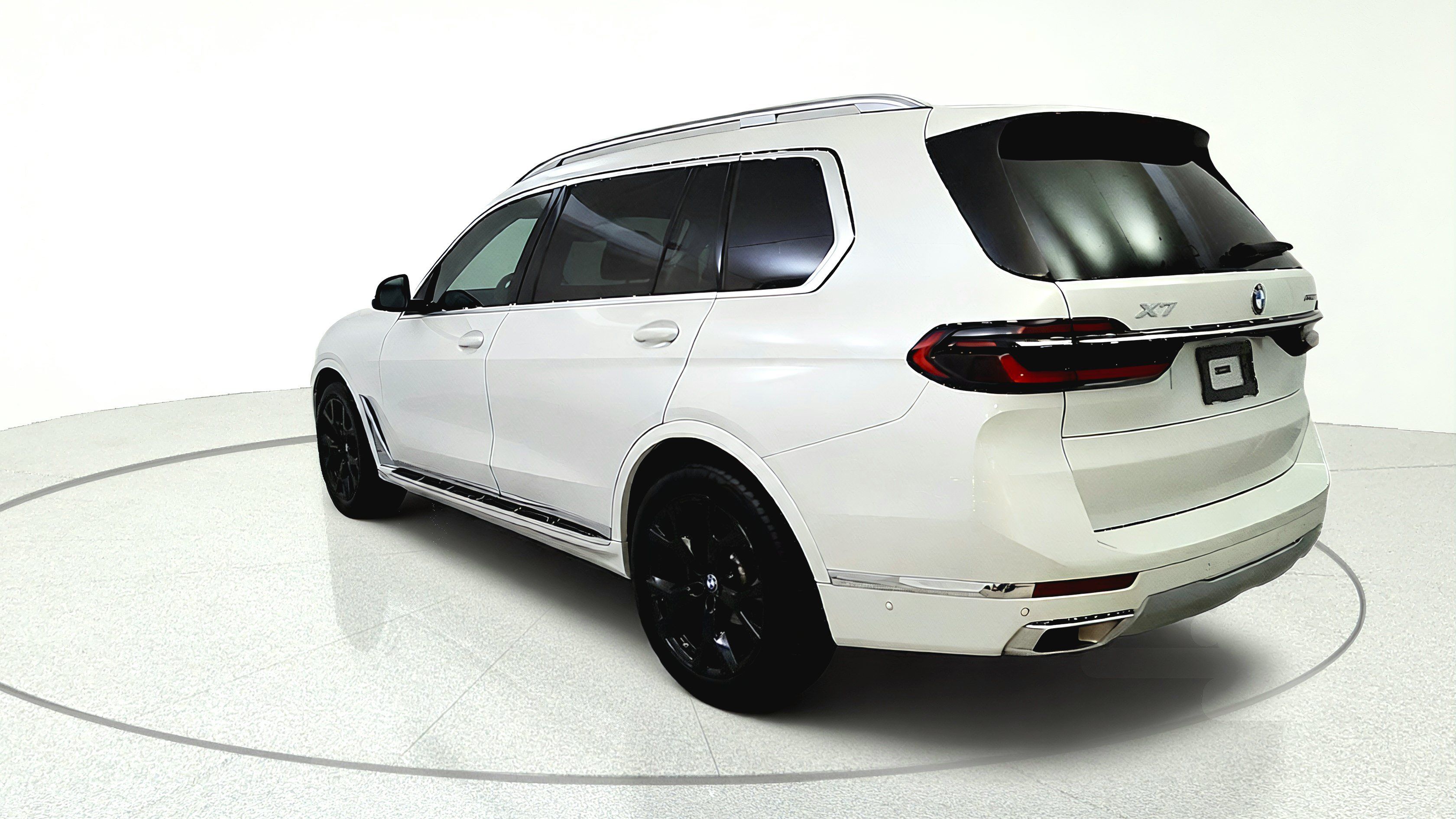 Used 2026 BMW X7 xDrive40i w/ Premium Package AWD/4WD image 5