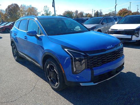 New 2026 Kia Sportage EX image 1