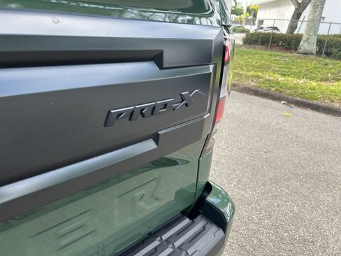 Used 2025 Nissan Frontier Pro-X RWD image 20