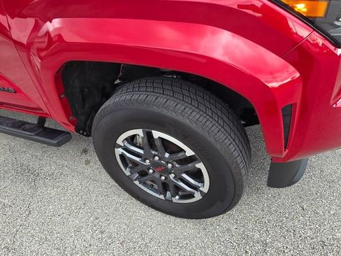 Used 2024 Toyota Tacoma TRD Sport AWD/4WD image 10