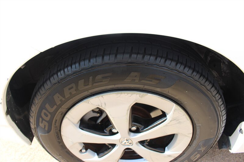 Used 2015 Toyota Prius Three FWD image 30