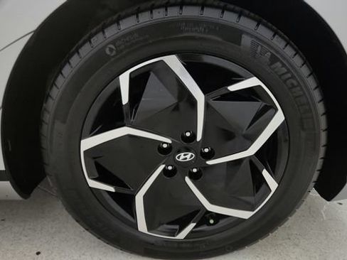 Used 2024 Hyundai Ioniq 5 Limited RWD image 97
