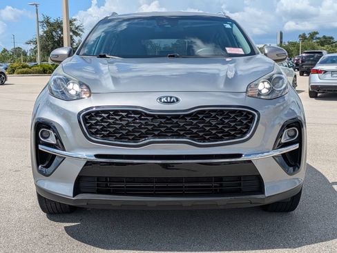 Used 2020 Kia Sportage EX FWD image 3