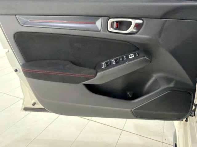 Used 2025 Honda Civic Type R image 10