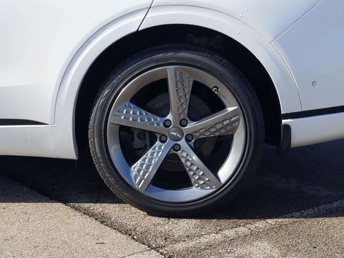 Used 2022 Genesis GV70 3.5T Sport w/ Sport Prestige Package image 13