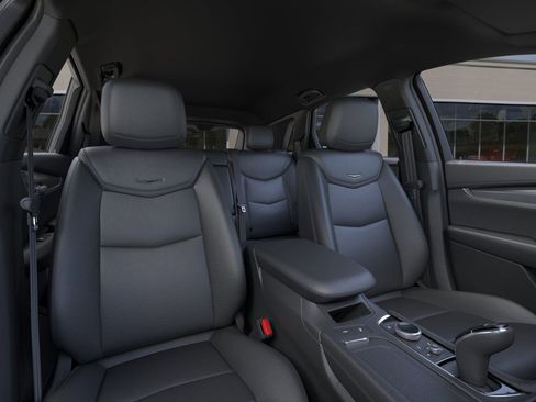 New 2025 Cadillac XT5 Luxury w/ LPO, Floor Liner Package image 16