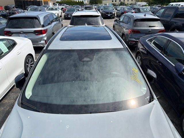 Used 2024 Volvo XC60 B5 Plus w/ Climate Package AWD/4WD image 8