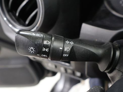 Used 2018 Toyota Tacoma TRD Sport AWD/4WD image 34