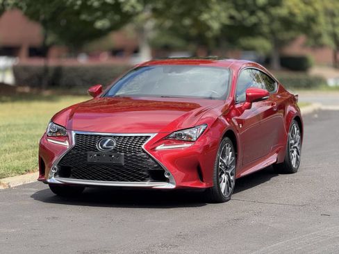 Used 2018 Lexus RC 300 AWD image 2