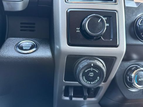 Used 2020 Ford F150 Lariat RWD image 24