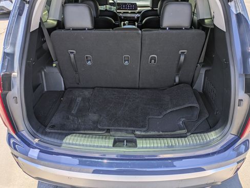 Used 2023 Kia Telluride S AWD/4WD image 32