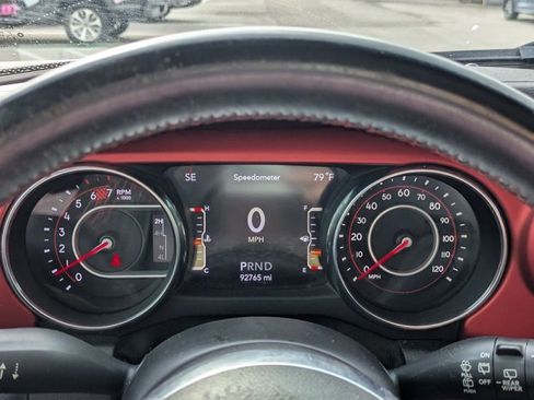 Used 2019 Jeep Wrangler Unlimited Rubicon image 9