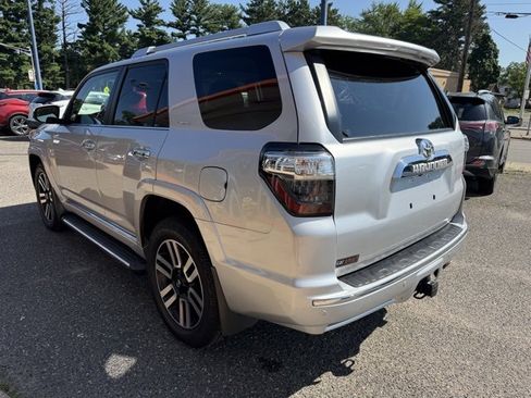 Used 2022 Toyota 4Runner Limited image 5