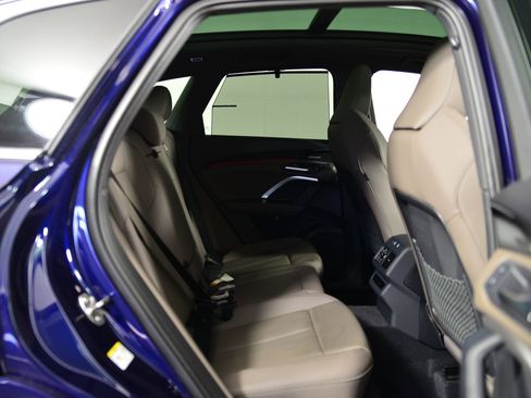 New 2025 Audi Q5 Premium Plus image 21