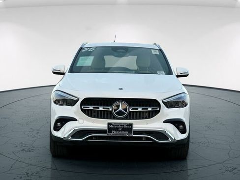 Used 2025 Mercedes-Benz GLA 250 4MATIC image 10