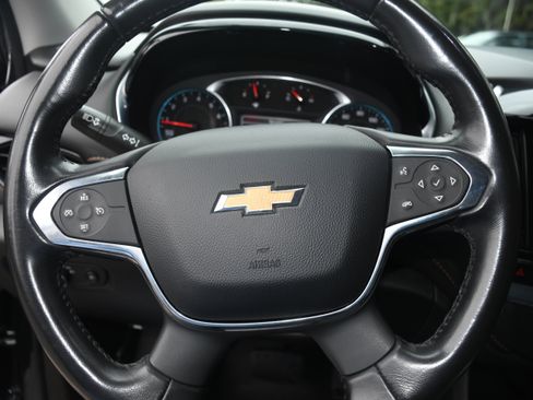 Used 2019 Chevrolet Traverse LT image 12
