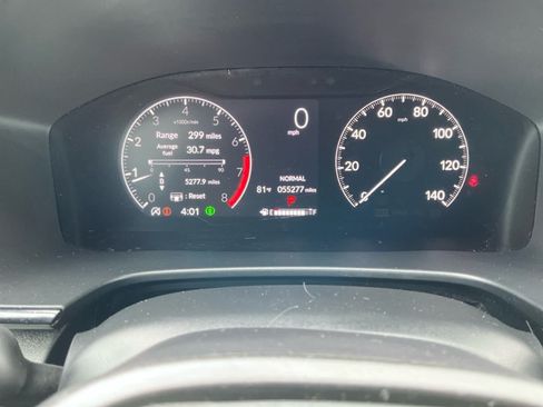 Used 2025 Honda CR-V LX image 17