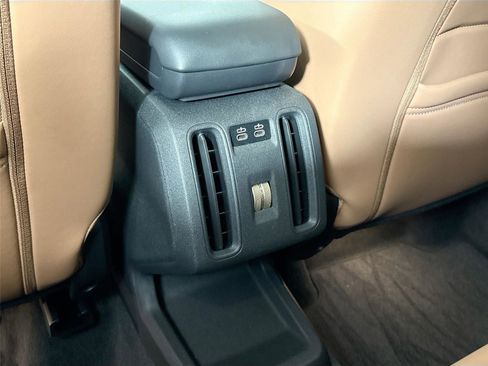 Used 2025 MINI Cooper Countryman S w/ Comfort Package Max image 38