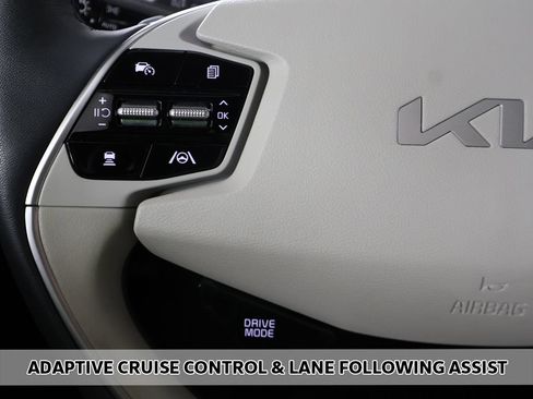 Used 2023 Kia EV6 Wind AWD/4WD image 5