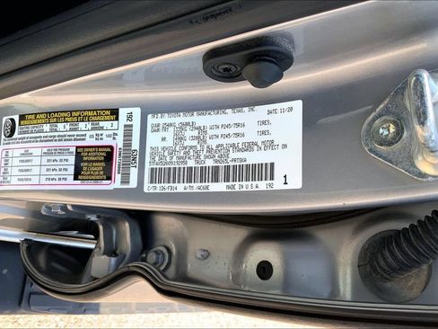 Used 2021 Toyota Tacoma SR w/ SR Convenience Package RWD image 19