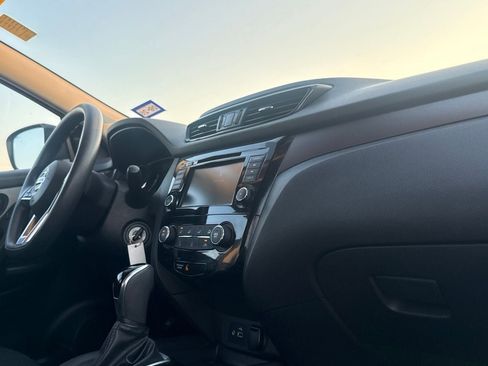 Used 2020 Nissan Rogue Sport S FWD image 30