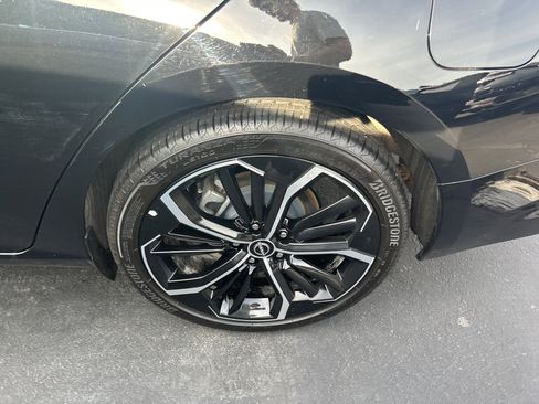 Used 2025 Nissan Altima 2.5 SR image 10