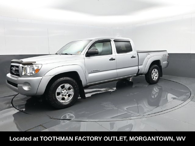 Used 2011 Toyota Tacoma 4x4 Double Cab w/ SR5 Pkg #2 image 2
