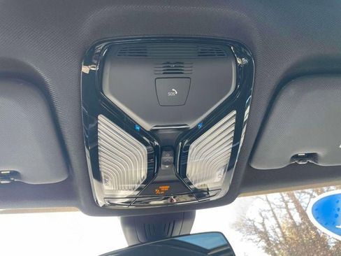 Used 2021 BMW X5 xDrive45e w/ M Sport Package image 33